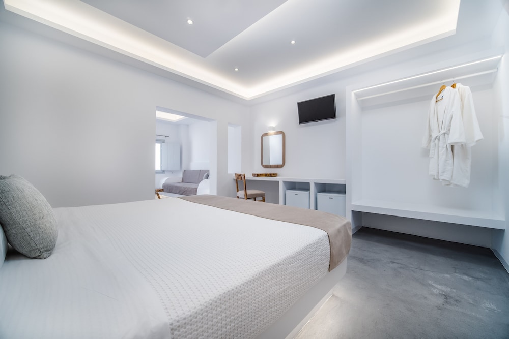 Grand Suite with Hot Tub