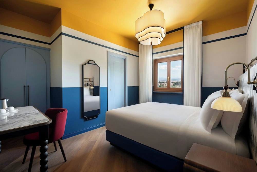 Classic Room, 1 King Bed - Photo 8