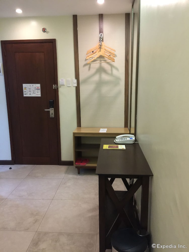 Superior Double Room, No Windows photo 3