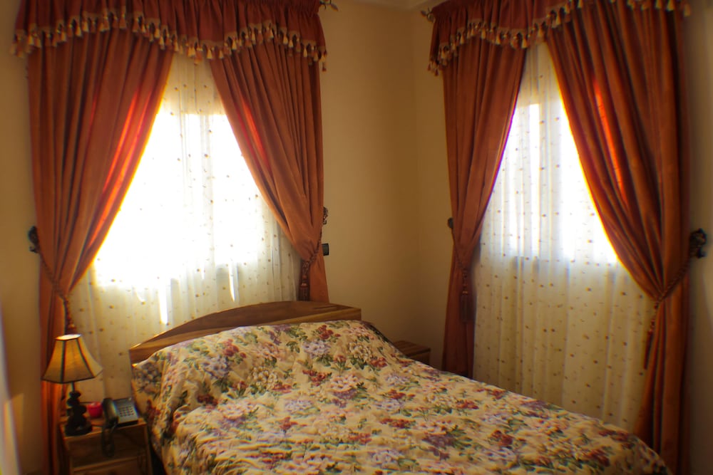 Standard Double Room photo 3