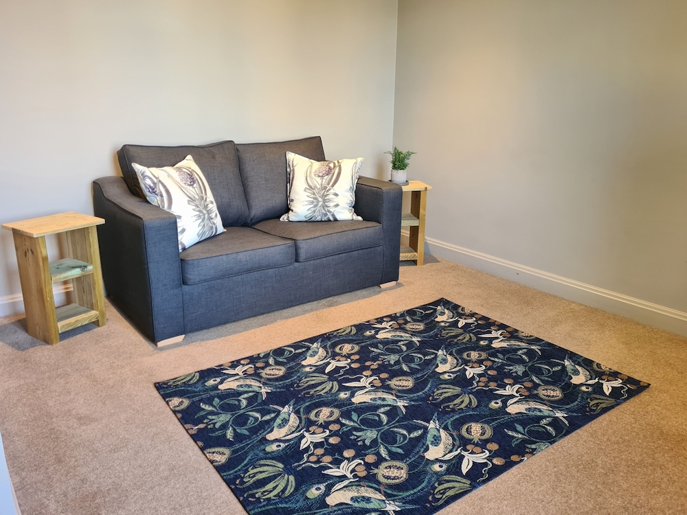 Suite, Ensuite photo 3