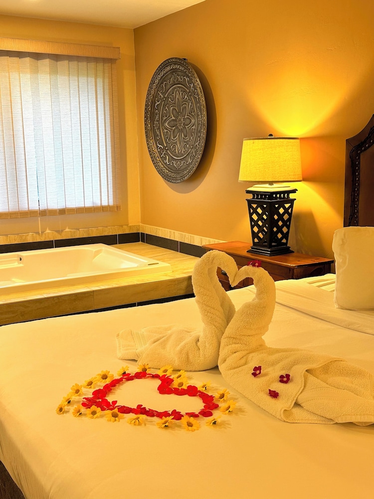 Luxury Suite photo 3