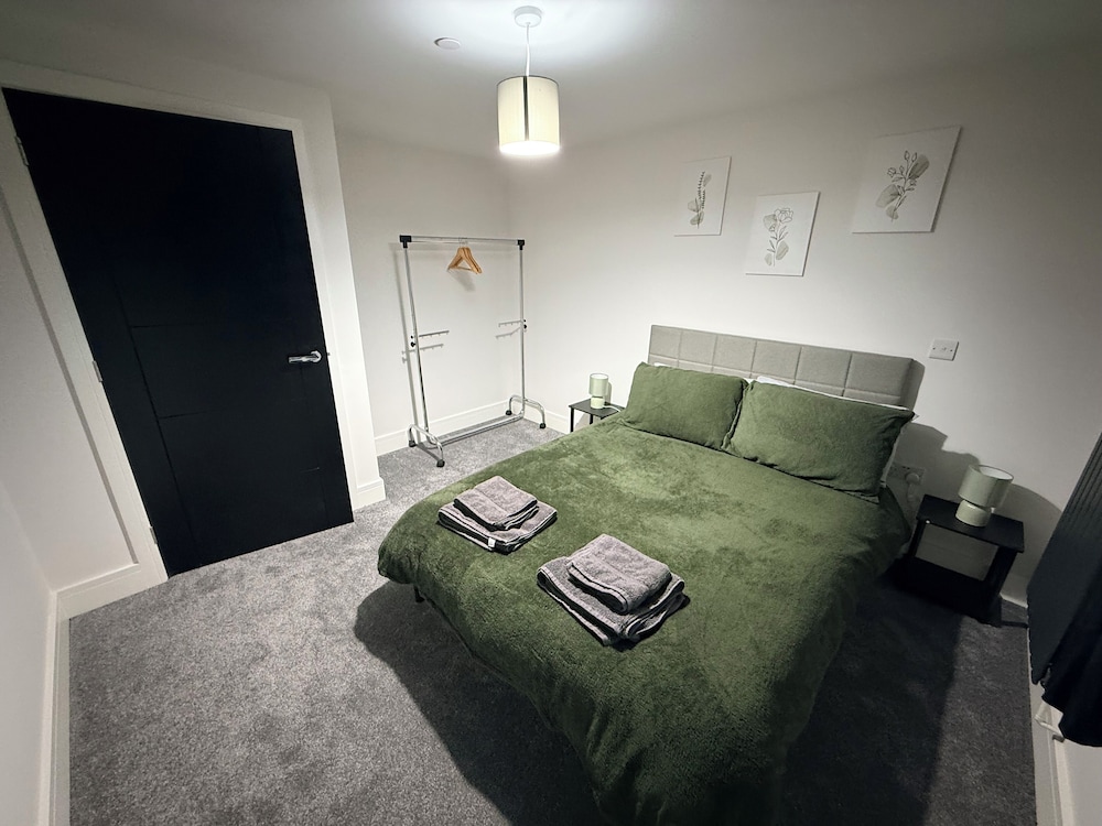 Luxury Home 5 Bedroom 3 Bathroom Games Room Parking, Foto 6