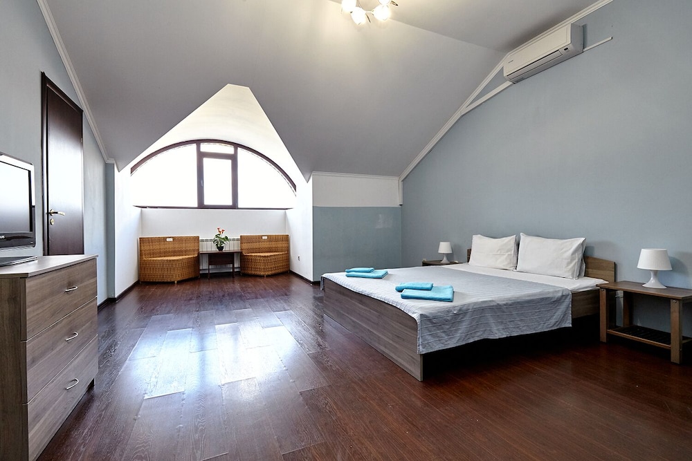 Economy Quadruple Room