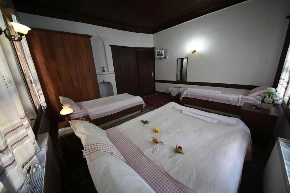 Triple Room, Garden View photo 3