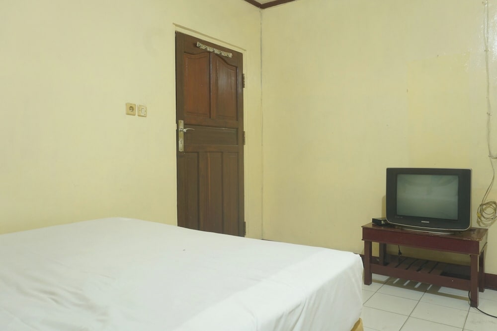 Double Room - Photo 2