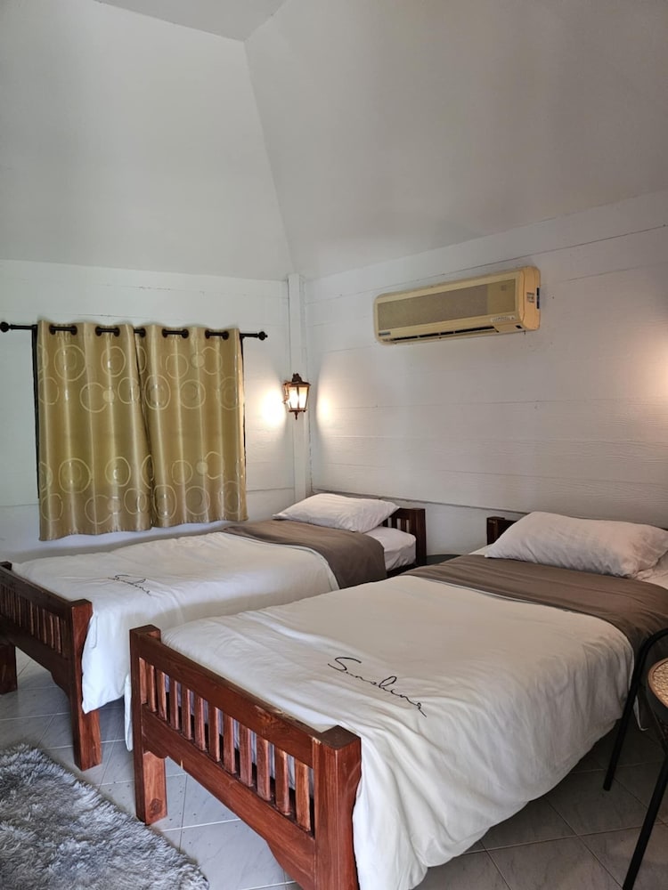 Standard Room, River View photo 3