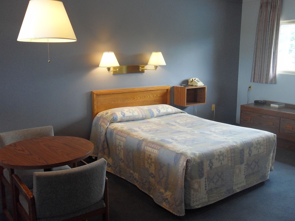 Standard Room, Full Bed photo 3