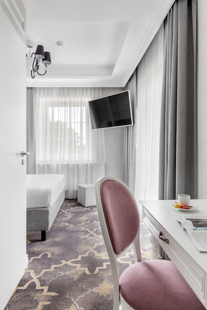 Double Room - Photo 2
