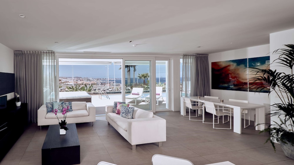 Suite, 2 Bedrooms, Private Pool, Sea View (Serenity Mar, Jacuzzi)