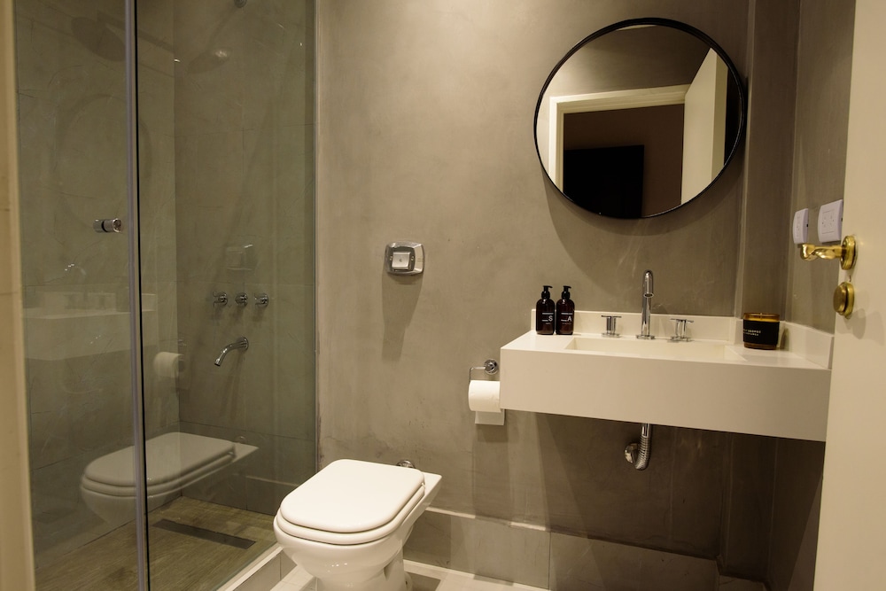 Deluxe Double or Twin Room photo 3
