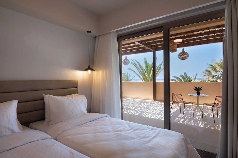 Deluxe Double or Twin Room, Sea View