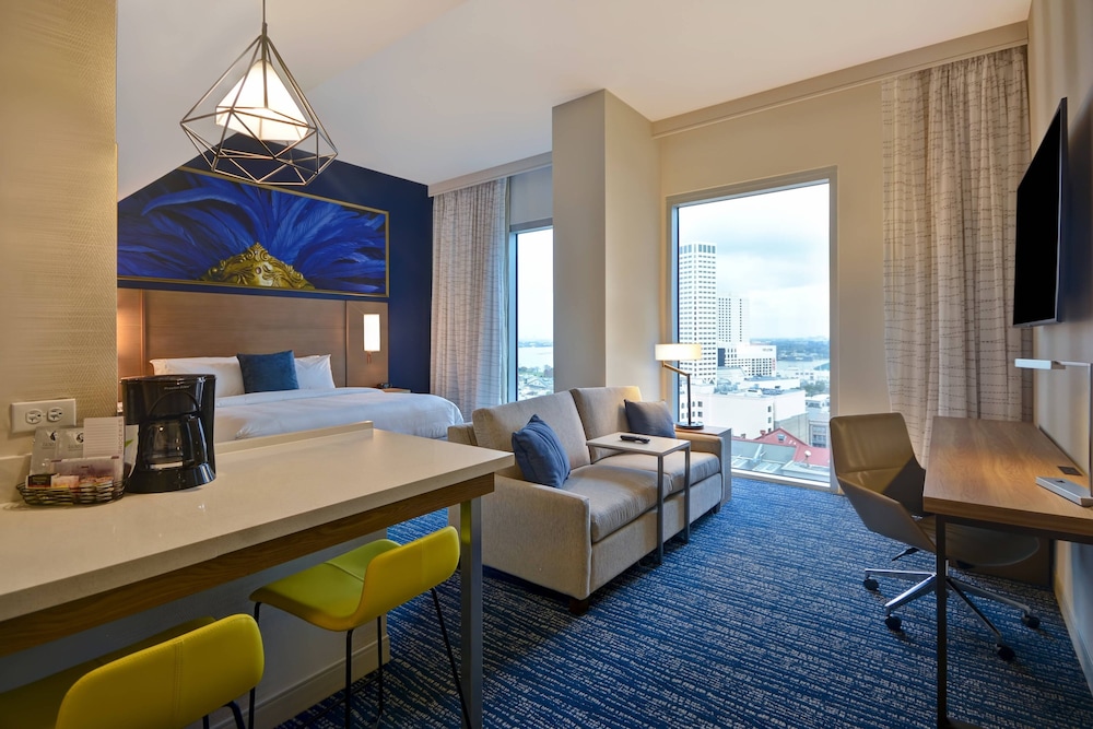 Studio, 1 King Bed, City View - Photo 1