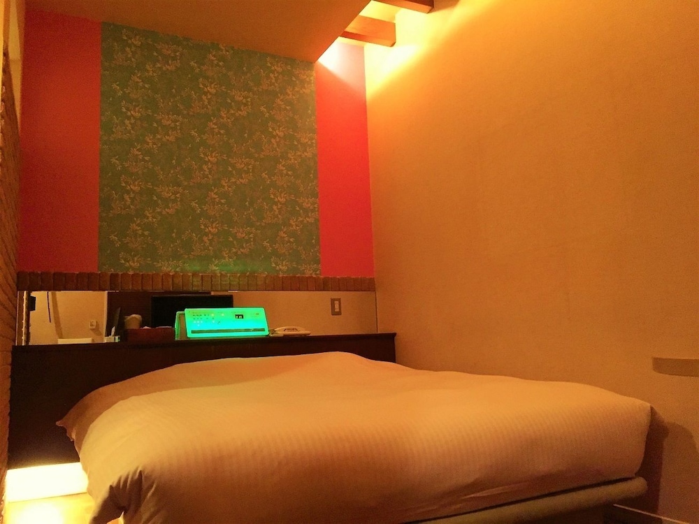 Double Room (Standard) photo 2