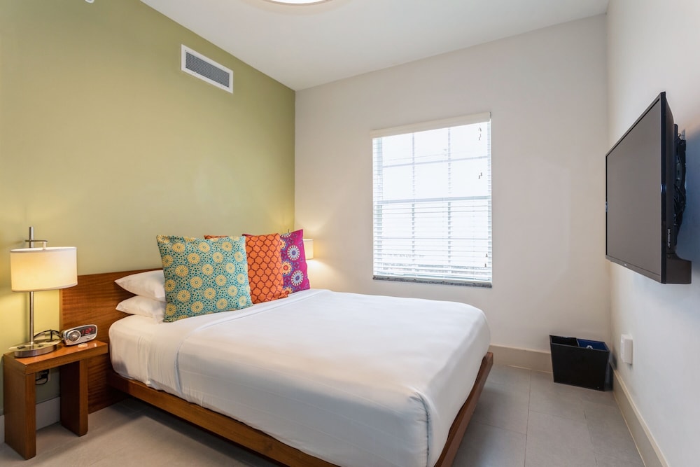 Queen Room (Self Check-in)