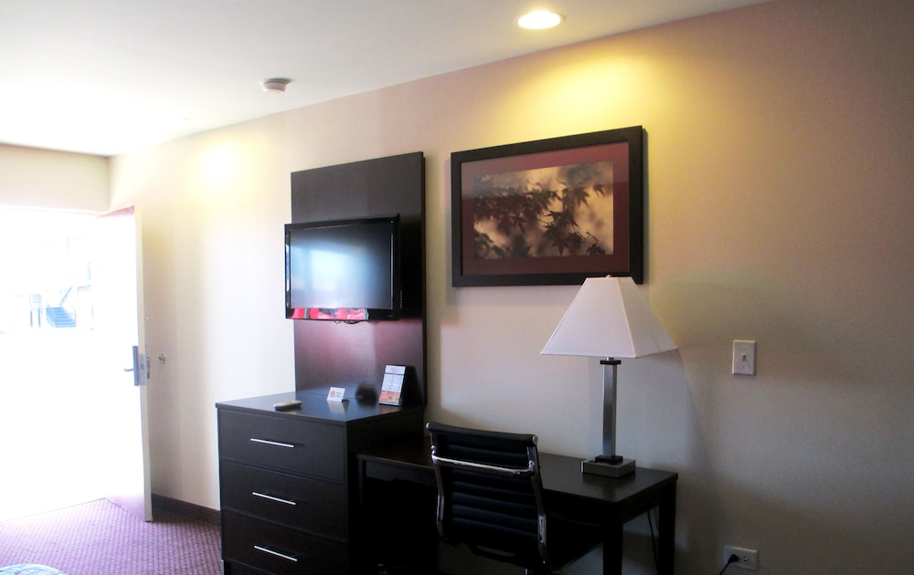 Deluxe Room, 2 Queen Beds - Photo 5
