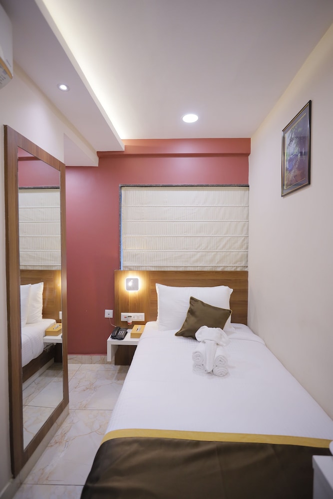 Executive Single Room, City View