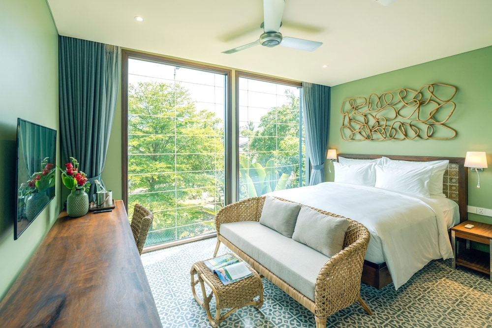 Luxury Room, Garden View