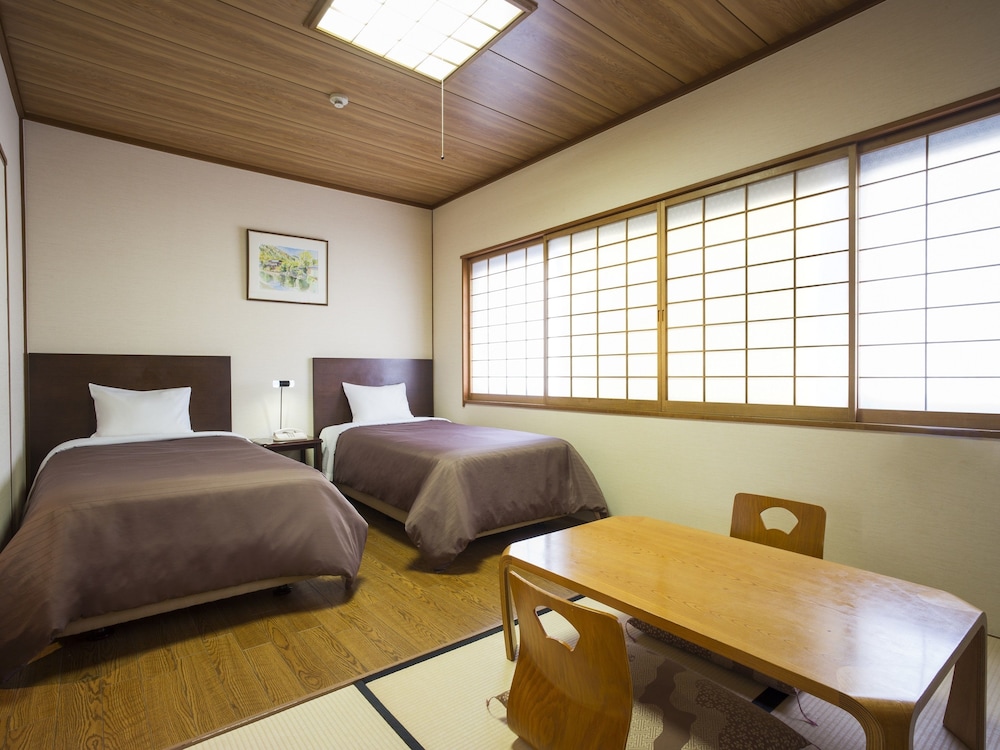 Japanese Western Style Non-Smoking (2 Beds, 2 Japanese Futons)