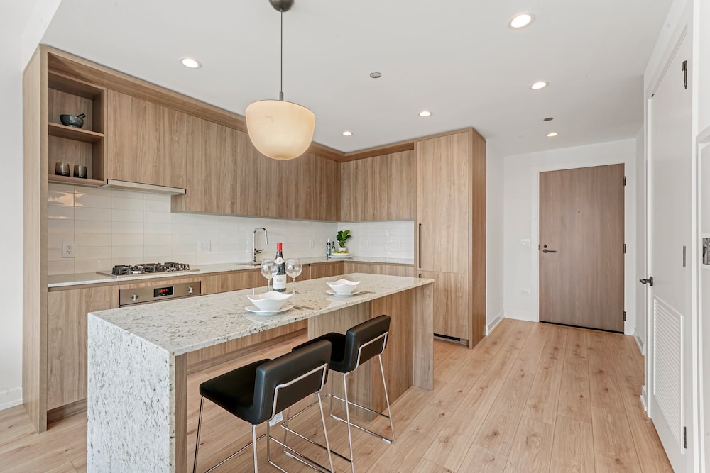 Executive Suite, 1 Bedroom - Photo 7
