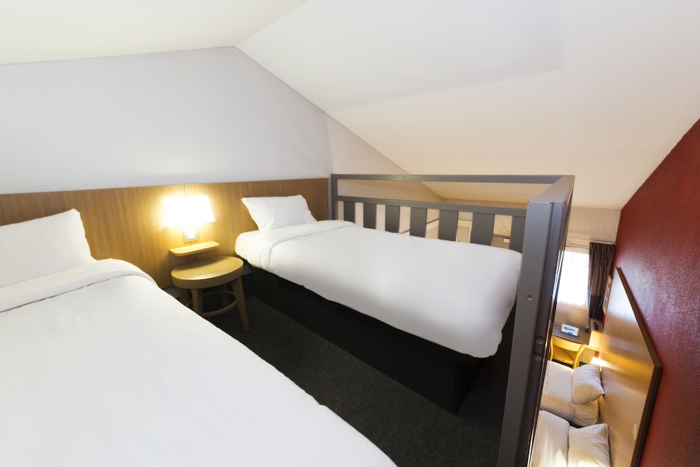 Quadruple Room, Non Smoking photo 2