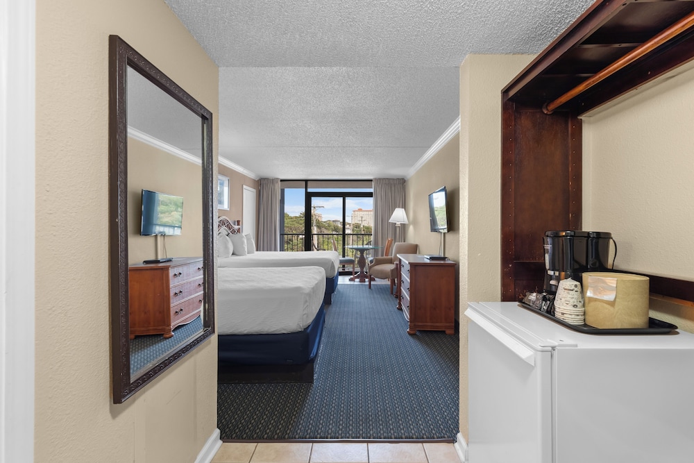 Standard Room, 2 Queen Beds, Kitchenette (Side View) photo 1