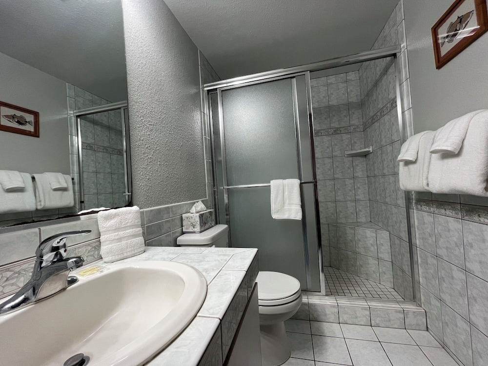 Condo, 1 King Bed, Balcony, Ocean View (Sea Village #1303) photo 2