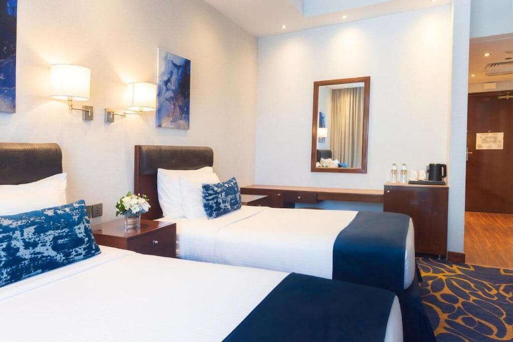 Executive Suite, 3 Bedrooms (Comp Transfer to Bluewater & JBR) photo 2