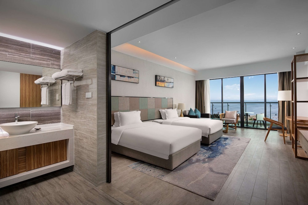 Room, 2 Twin Beds, Smoking, Ocean View photo 1