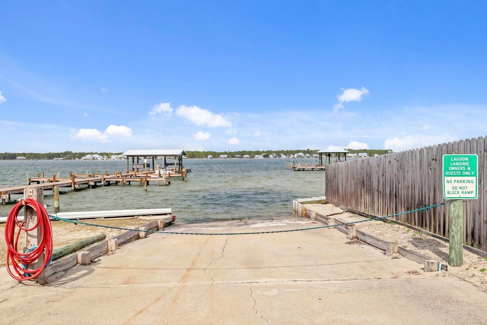 Spacious 3BR 2BA Gulf Views Dock and Boat Launch, Billede 8