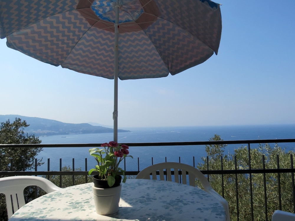 Chalet, Kitchenette, Sea View (For Four)