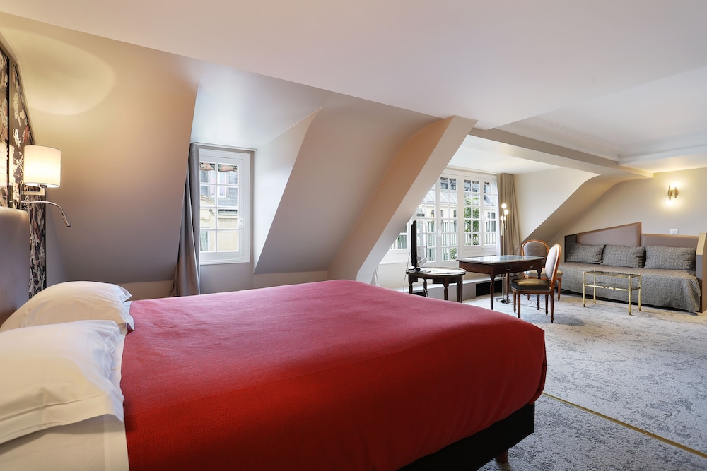 Executive Suite photo 1