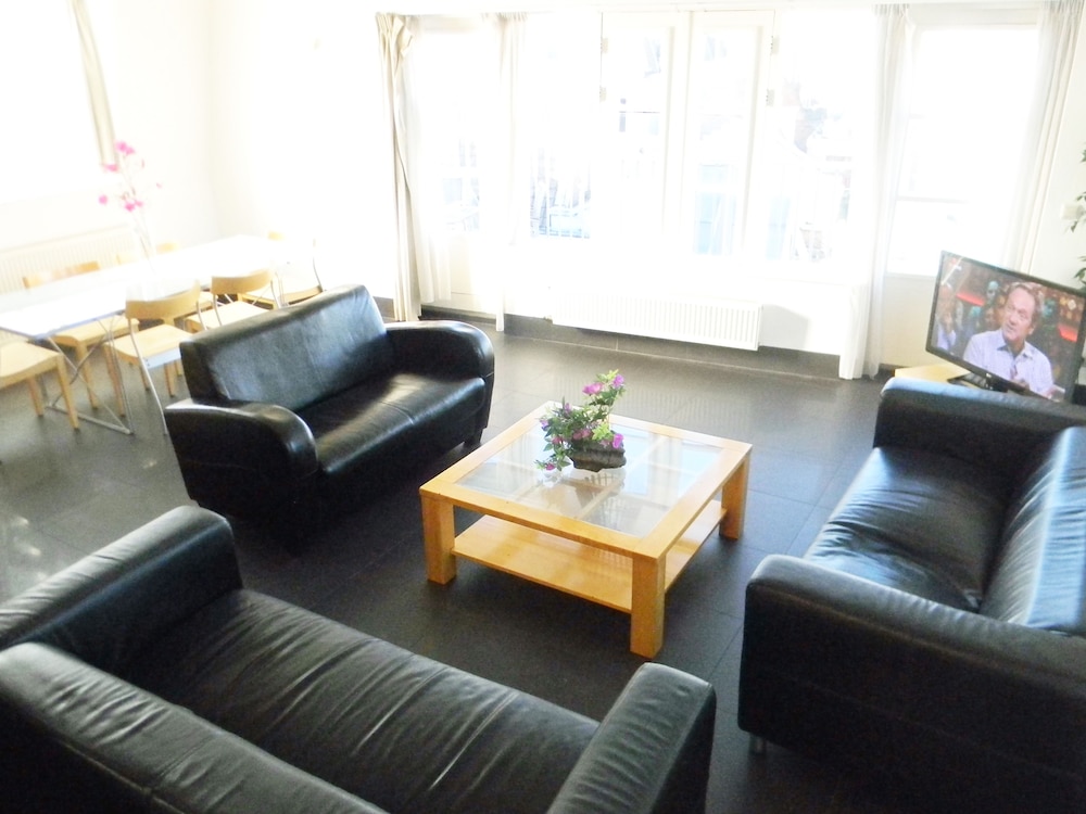 Penthouse, 3 Bedrooms, Terrace photo 3