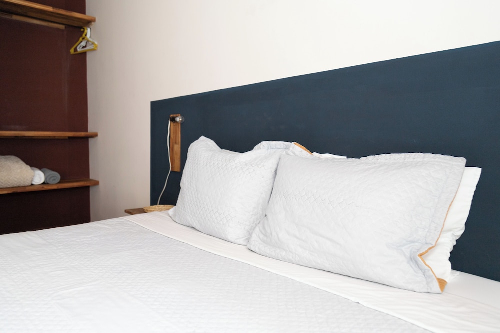 Basic Room, 1 Double Bed photo 3