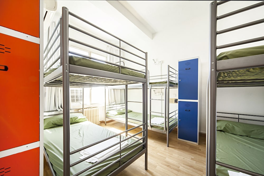 Dormitorio compartido, Solo mujeres, Baño privado (1 cama en dormitorio de 6 camas)