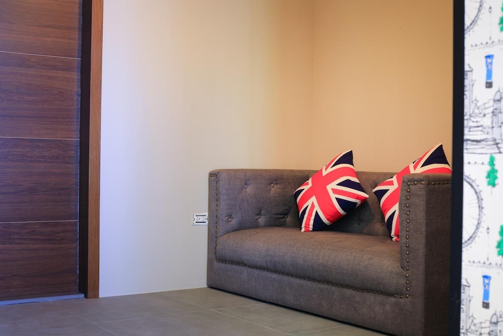 Panoramic Quadruple Room photo 2