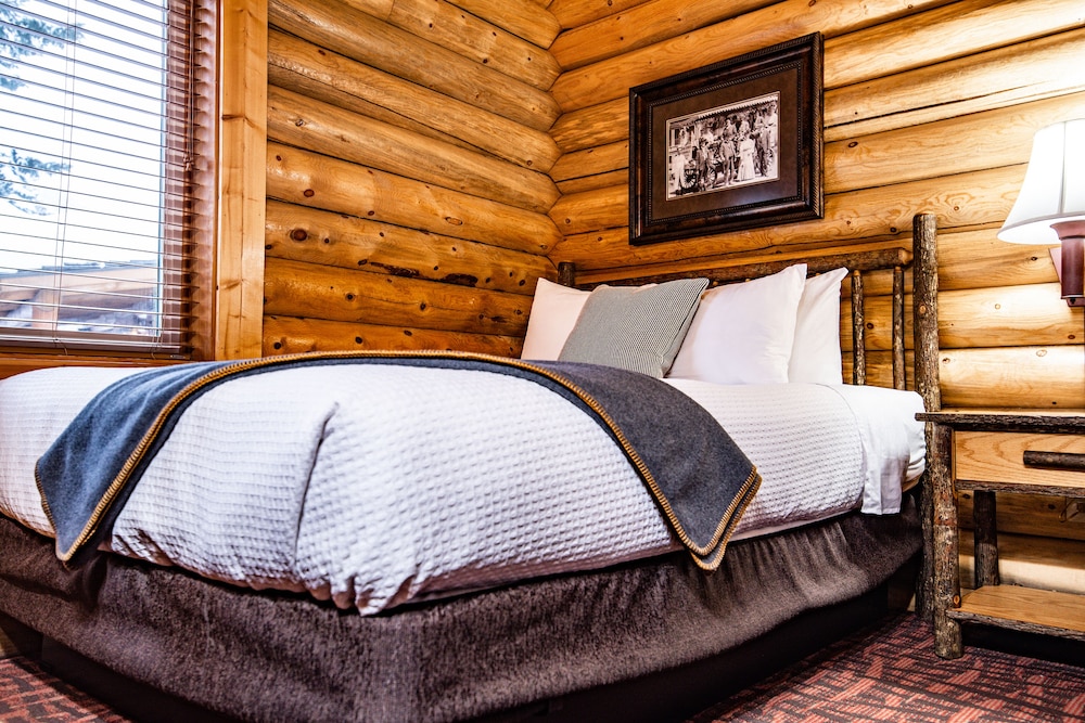 Deluxe Cabin - Photo 4