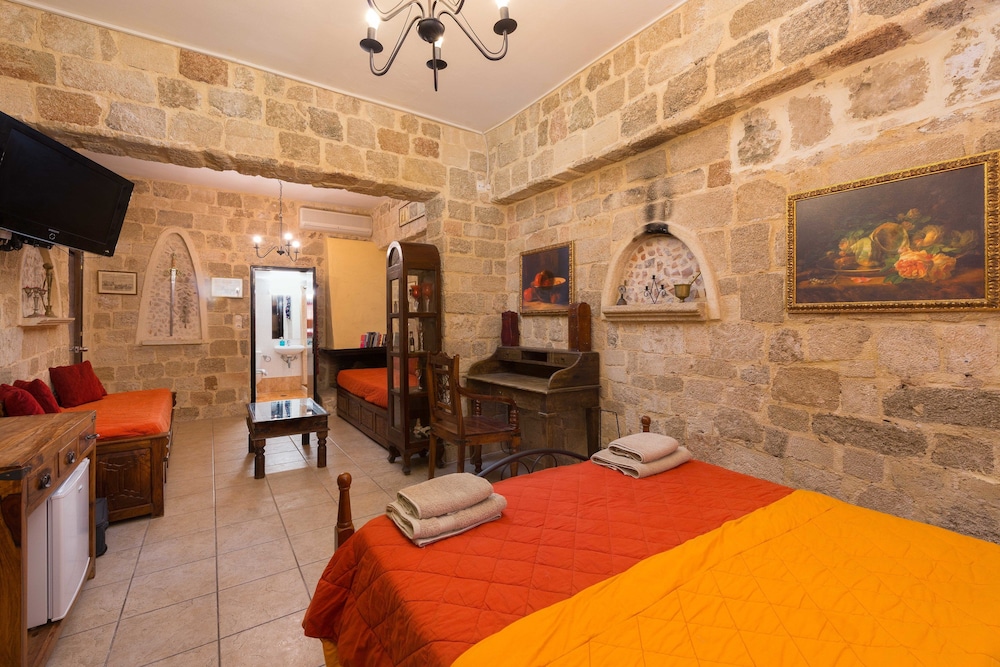 Room, Ground Floor (3) photo 1