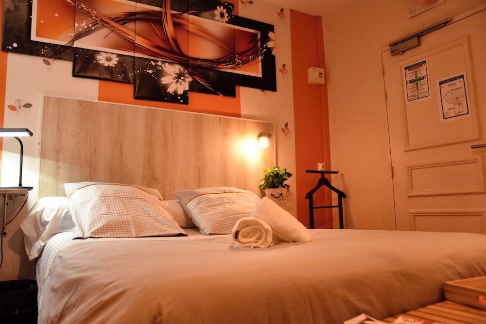 Comfort Double Room Single Use, Courtyard View
