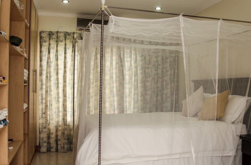 Exclusive Double or Twin Room, 2 Bedrooms photo 2