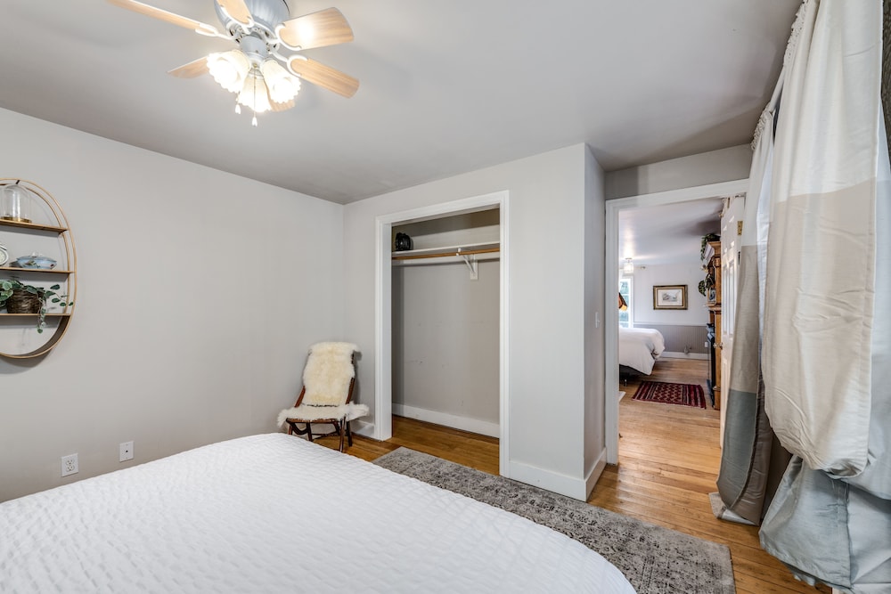 Sunset Balcony photo 2