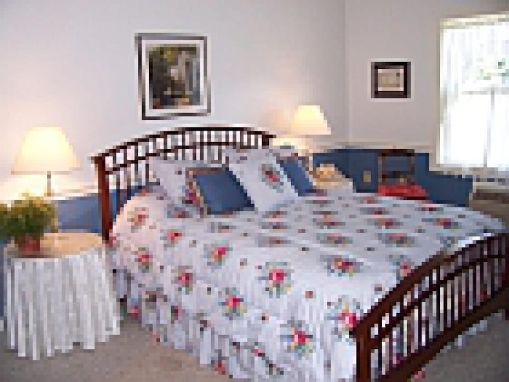 Standard Double Room, Ensuite (Oxford Room 1)