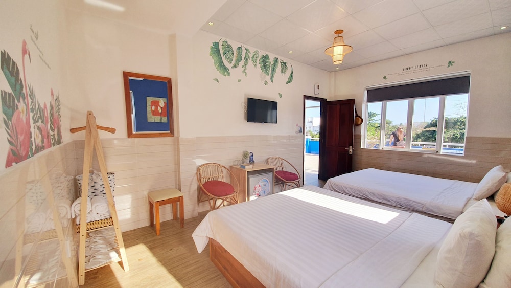 Panoramic Quadruple Room photo 2