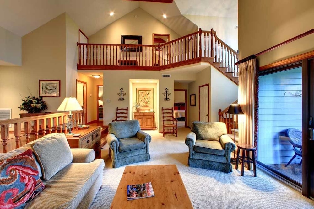 Condo, 2 Bedroom/3 bath with Loft photo 1