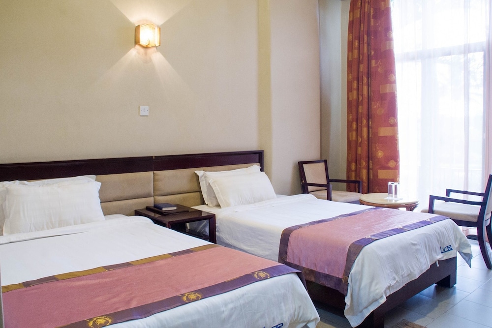 Superior Twin Room photo 3