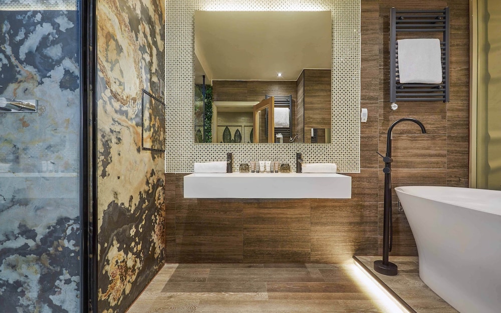 Luxury Suite, Canal View photo 3
