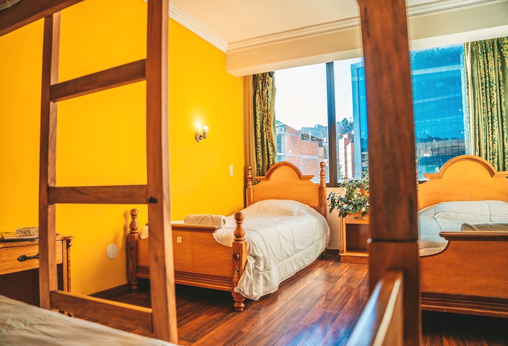Standard Shared Dormitory, Women only photo 3