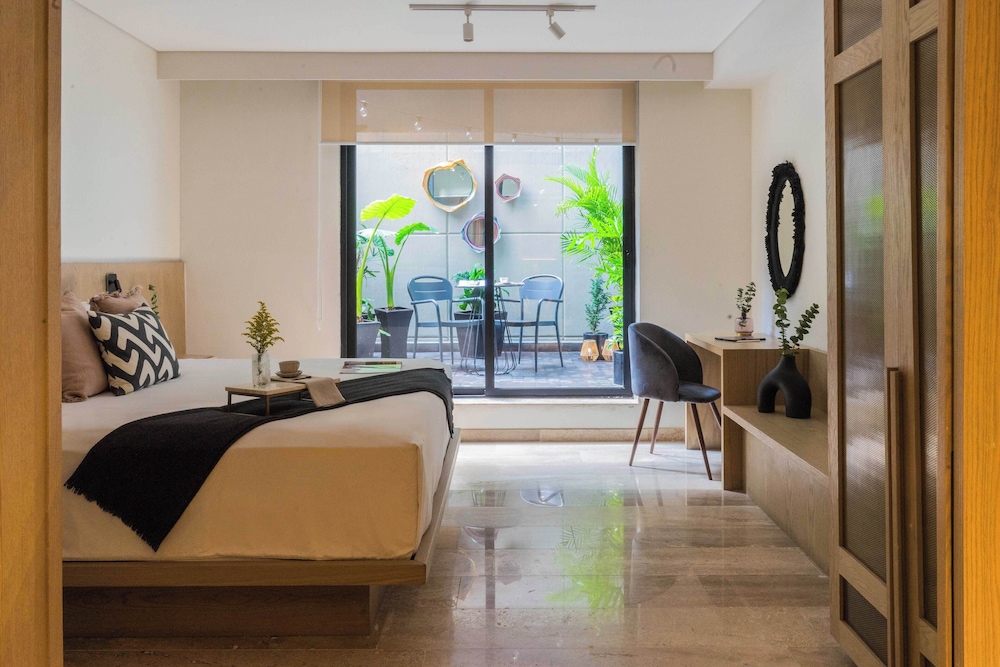 Premier Apartment