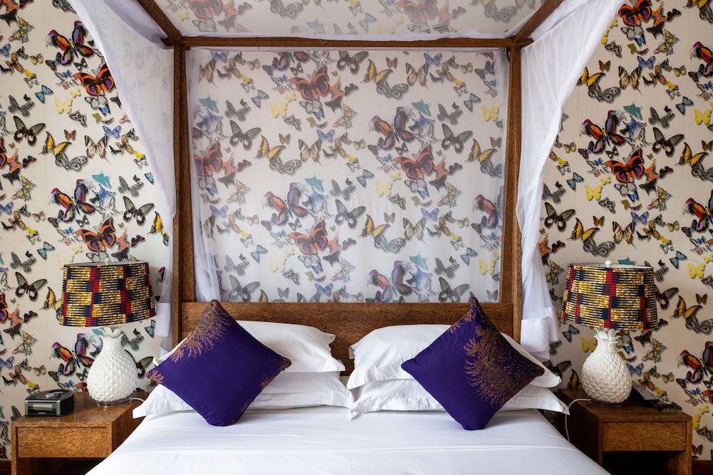 Z Hotel Sea View Queen Room