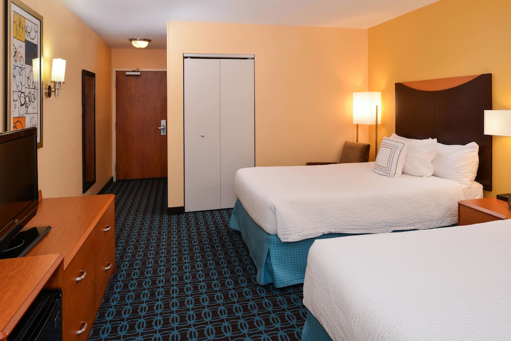 Room, 2 Queen Beds - Photo 2